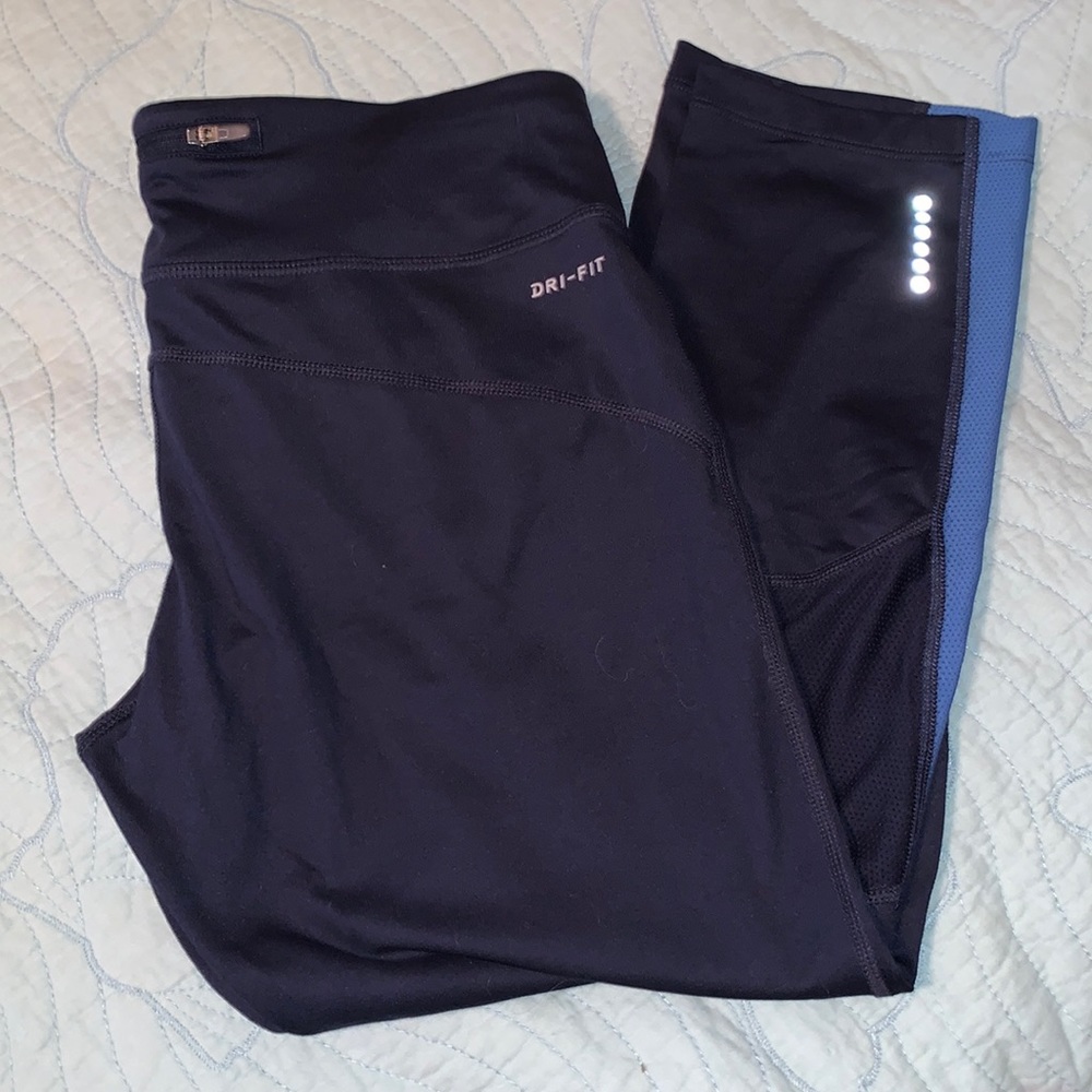 Nike Dry-Fit Capri leggings, navy, L